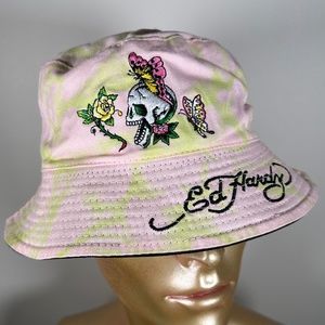 Ed Hardy REVERSIBLE bucket hat